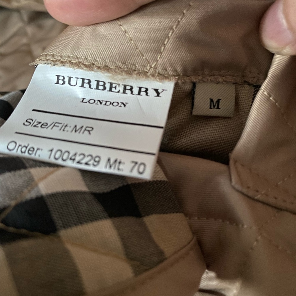 Burberry Quilted Jacket - Picture 14 of 15